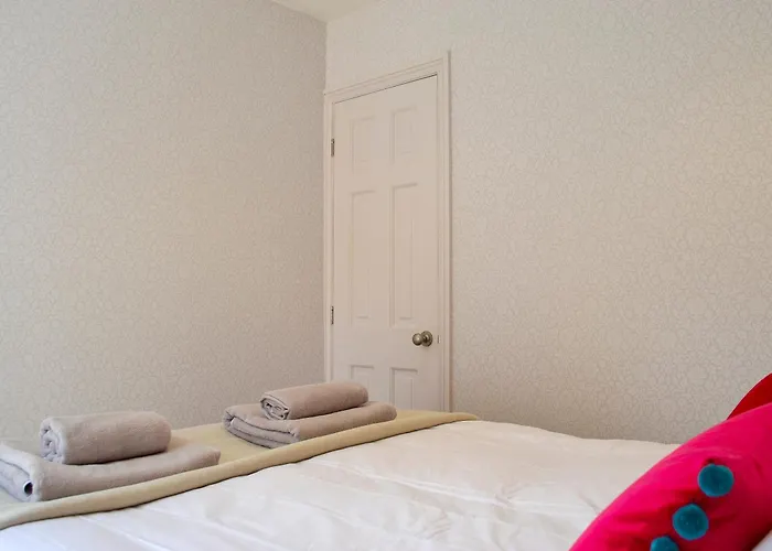 Oxtoby's Downstairs Semesterbostad *